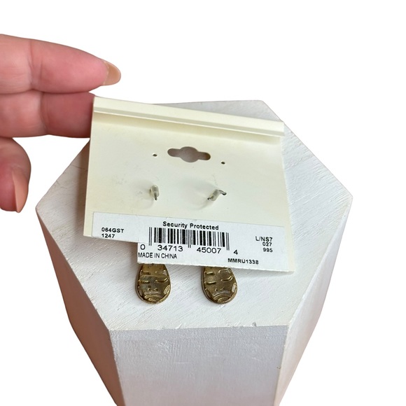 Marvella Monet NWT Vintage Gold Tone Filigree Rhinestone Pierced Dangle Earrings - Picture 3 of 4